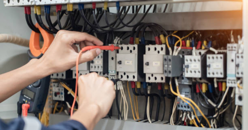 Empresa de Instalação Predial Elétrica Rolândia - Instalação de Interruptor e Tomada